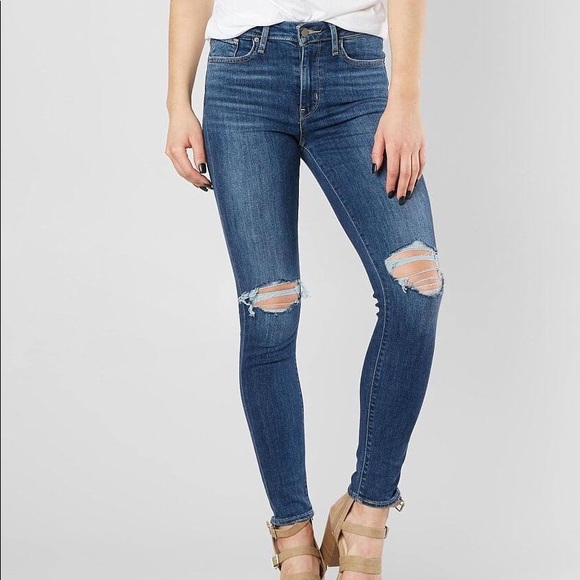 Levi's Denim - Levi’s 721‎ high rise skinny jean | size 26